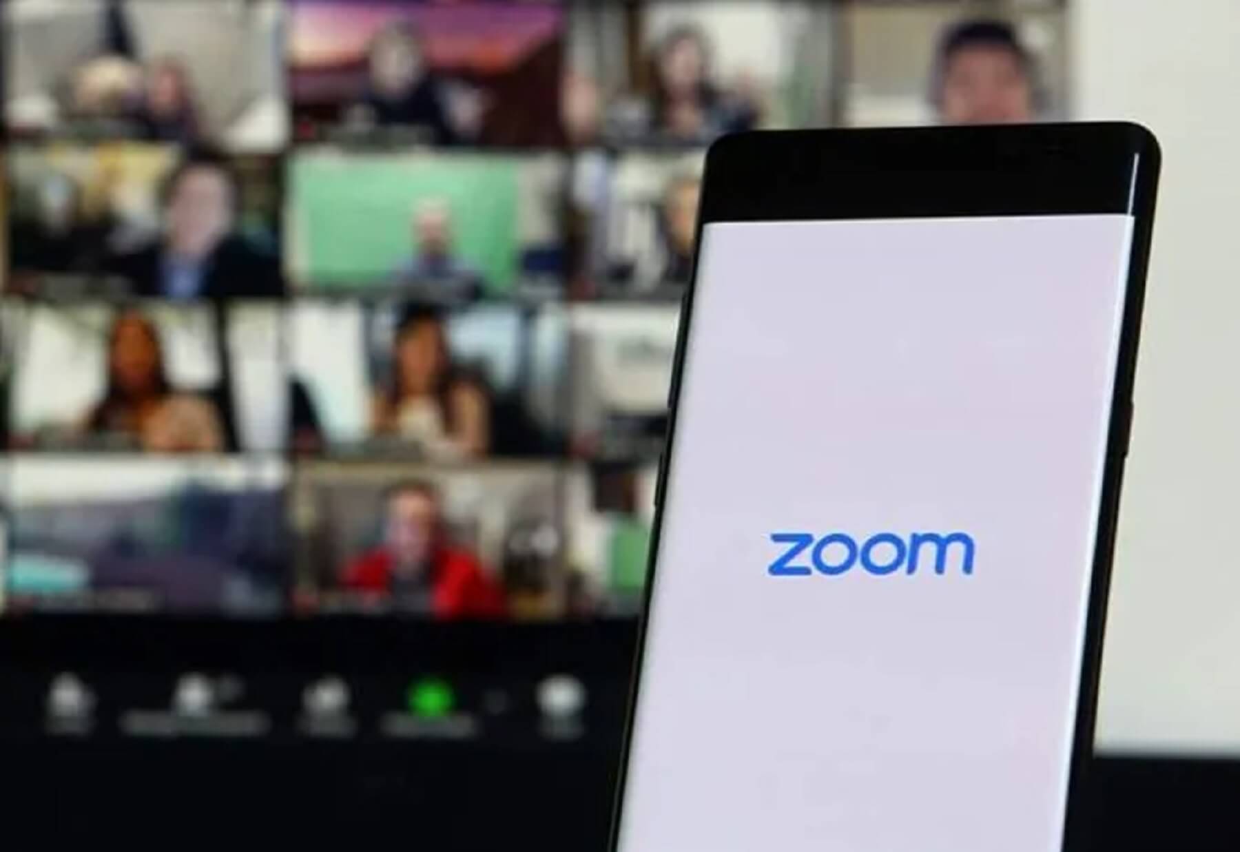 Zoom переорієнтовується на платформу штучного інтелекту