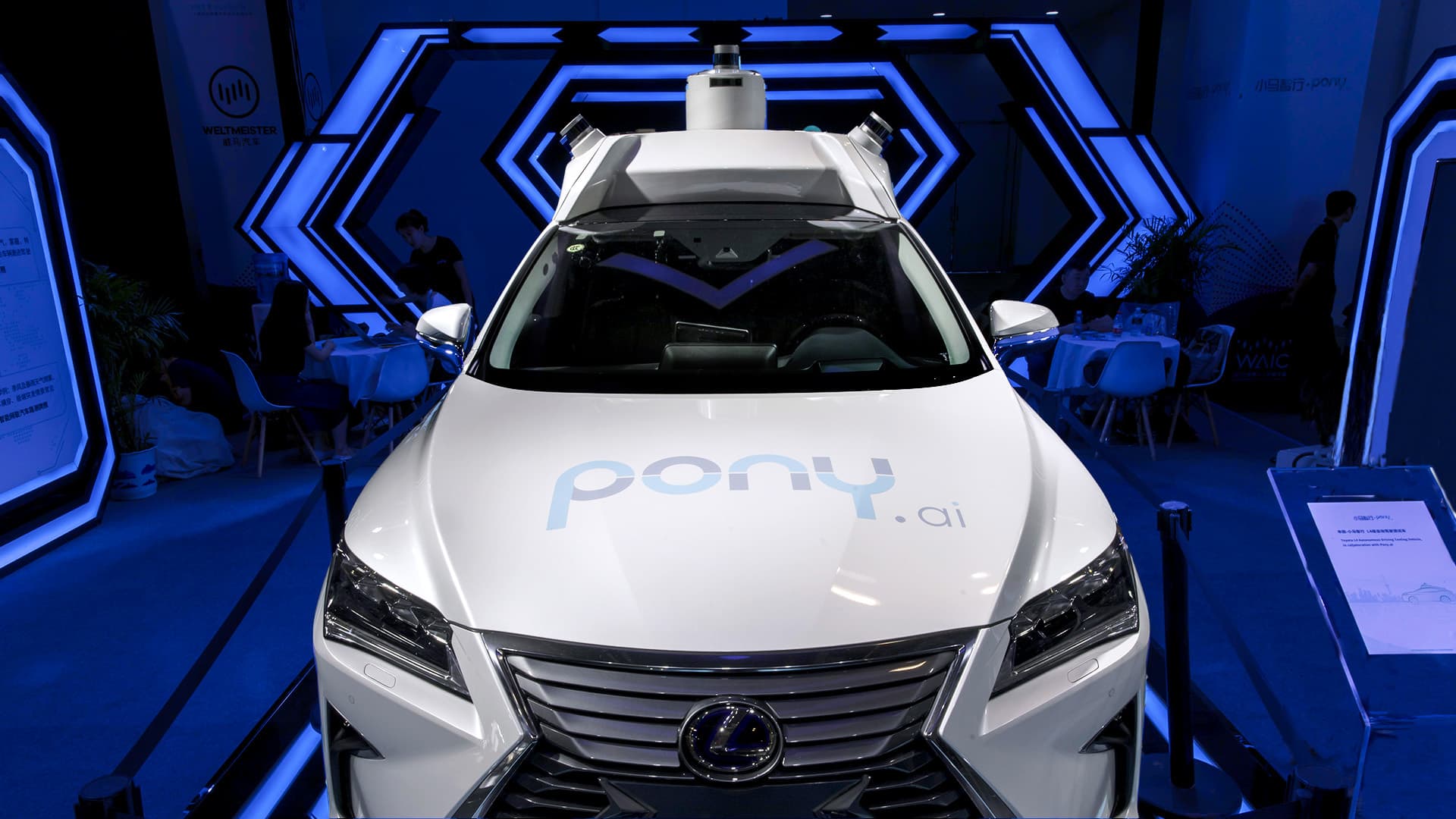 Майбутнє безпілотних автомобілів: Генеральний директор Pony.ai про швидкий розвиток сфери безкерованого водіння