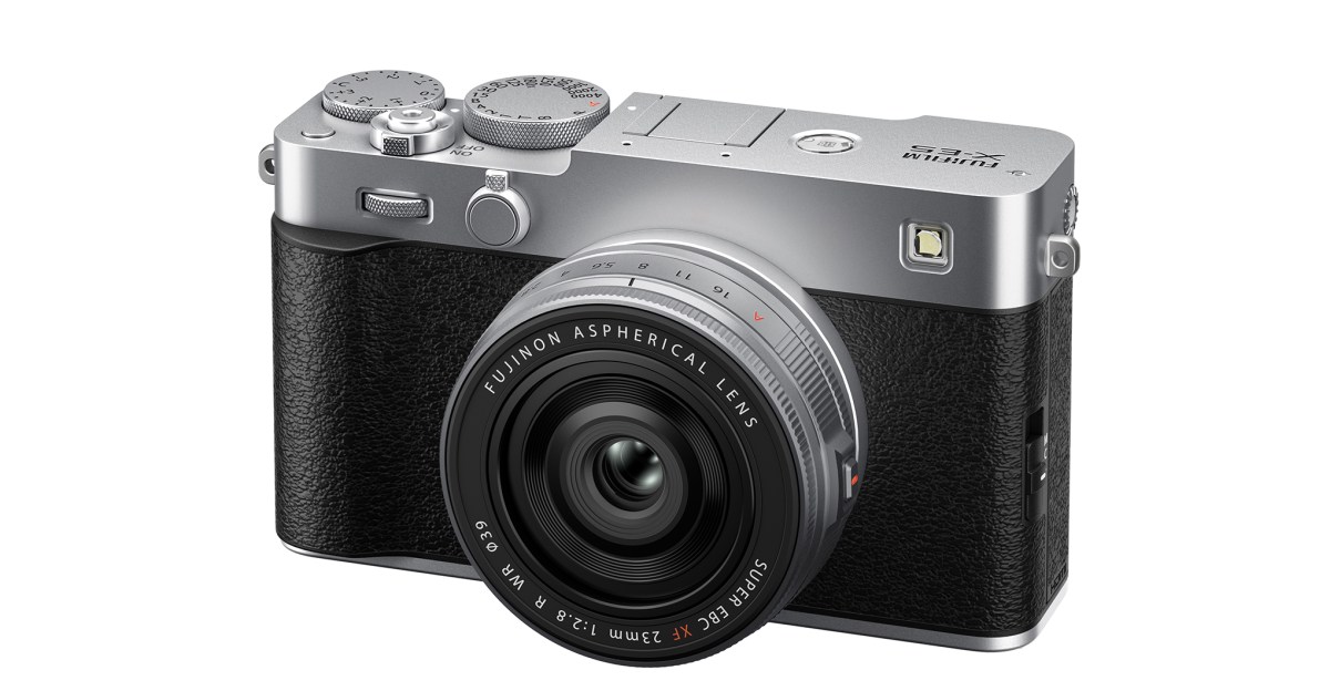 Нова камера Fujifilm X-E5 вражає елегантним дизайном серед бездзеркальних моделей