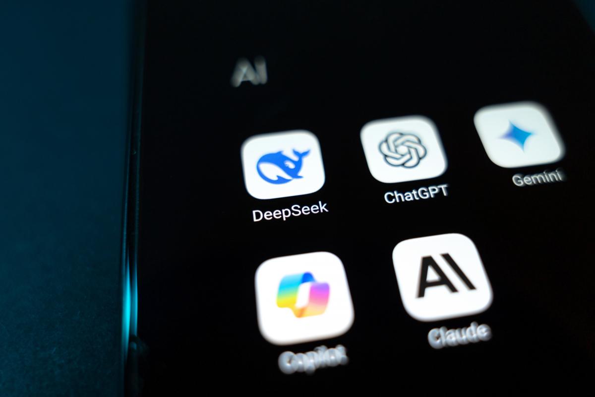 Покращена версія DeepSeek R1 бросає виклик OpenAI o3 і Gemini 2.5 Pro / фото ua.depositphotos.com