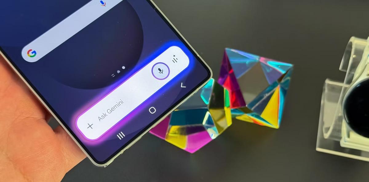 АІ-помічник Perplexity замінить Google Gemini в Galaxy S26 / фото Android Police