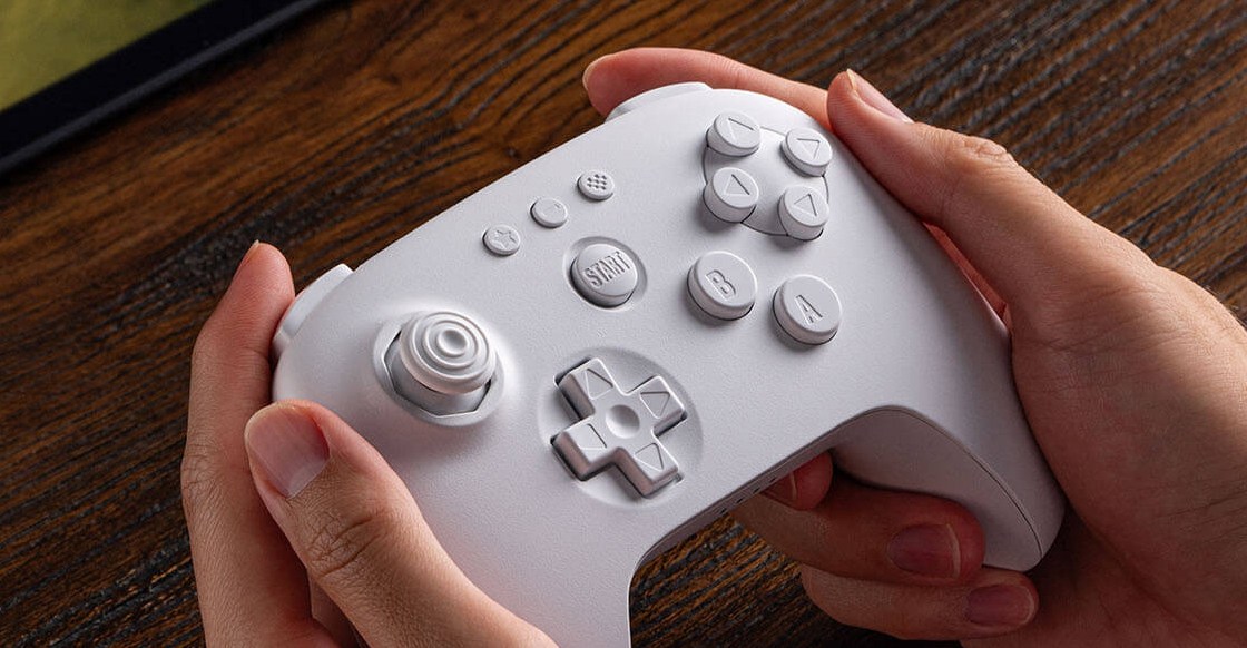 Безпровідна версія контролера Nintendo 64 від 8BitDo вже в продажу