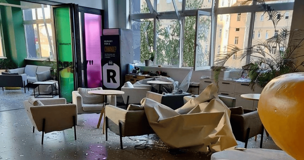 Будівля хабу LIFT99 зазнала шкоди внаслідок російського обстрілу