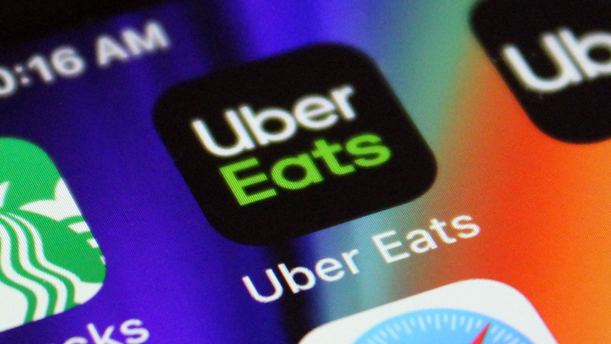 Uber Eats дозволяє продавцям спілкуватися з клієнтами щодо їхніх замовлень