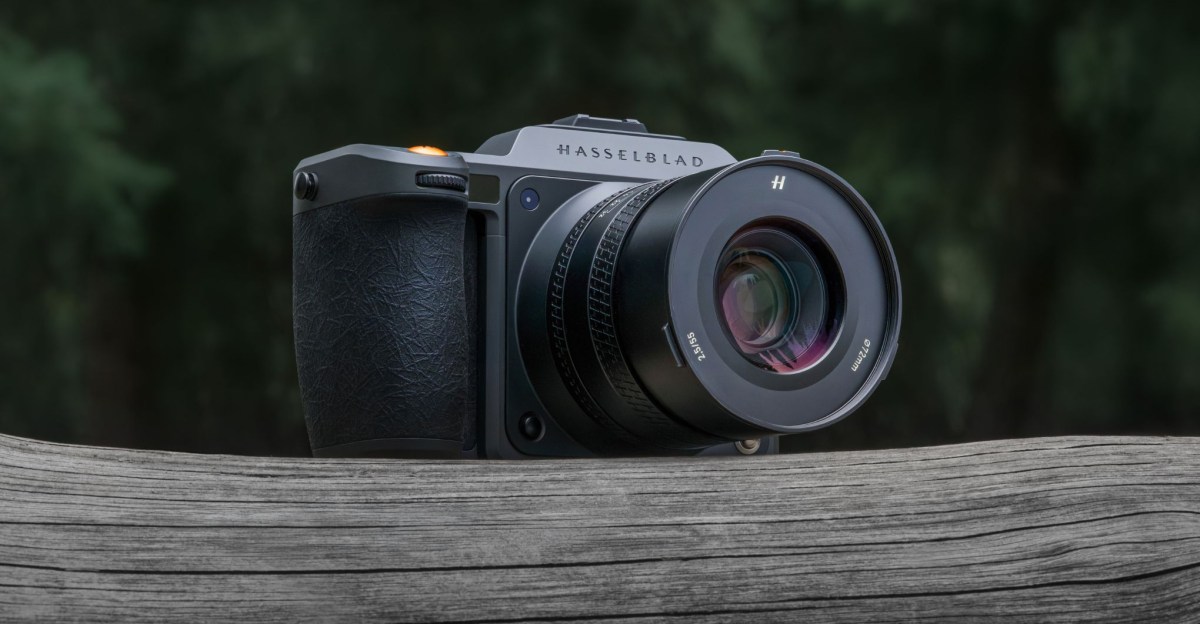 Новий флагман середньоформатних камер Hasselblad оснащений повноцінною HDR технологією