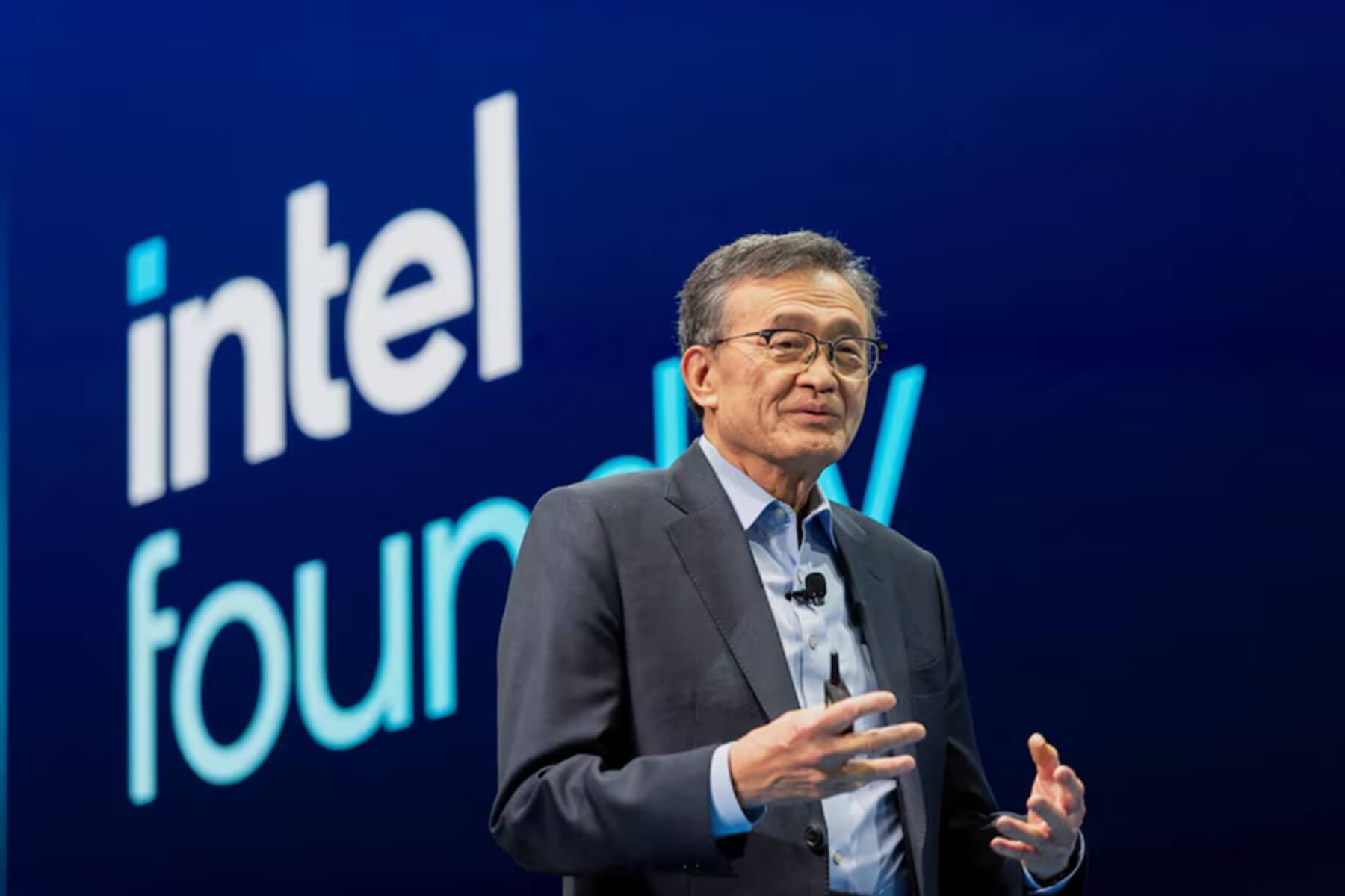 Кому і чому Intel відкрила доступ до своїх процесорних технологій